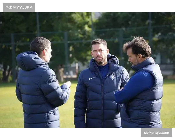 武汉三镇莫拉战术思路初显成效 整体体系成熟度仍需时间打磨